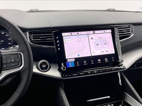 New 2026 Jeep Grand Wagoneer Limited AWD/4WD image 7