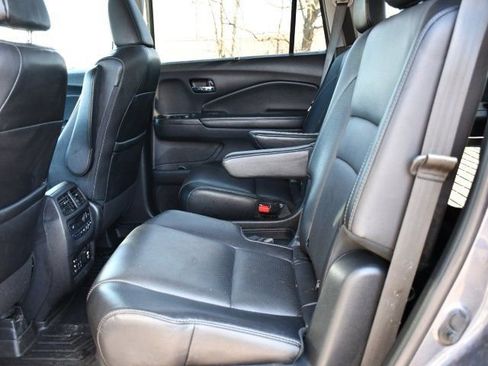 Used 2018 Honda Pilot Elite image 15