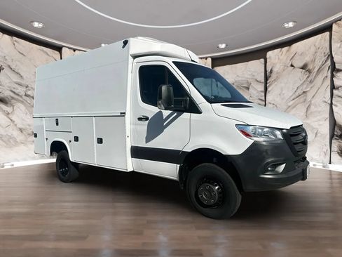 Used 2023 Mercedes-Benz Sprinter 3500 w/ Acoustic Package image 3