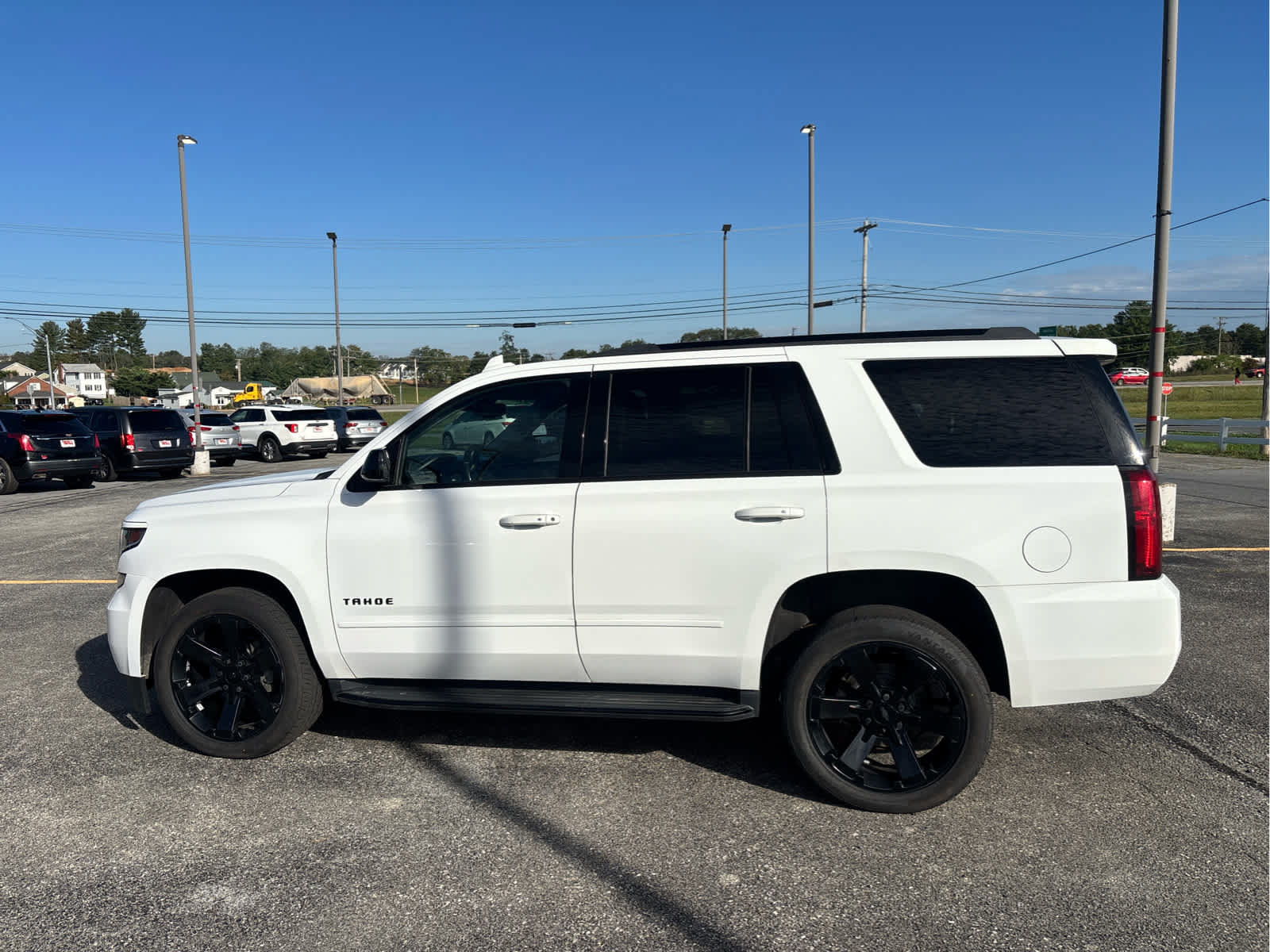 Used 2018 Chevrolet Tahoe Premier AWD/4WD image 1