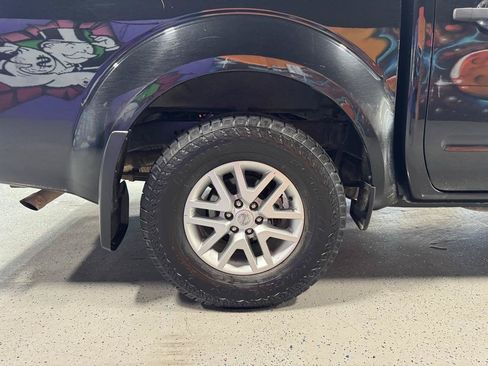 Used 2020 Nissan Frontier SV AWD/4WD image 28