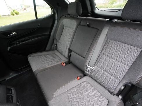 Used 2024 Chevrolet Equinox LT w/ LPO, Floor Liner Package FWD image 28