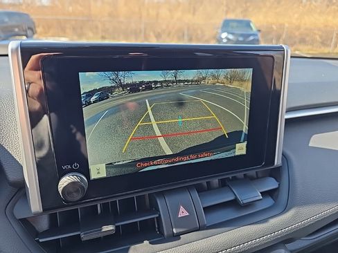 Certified 2025 Toyota RAV4 XLE image 19