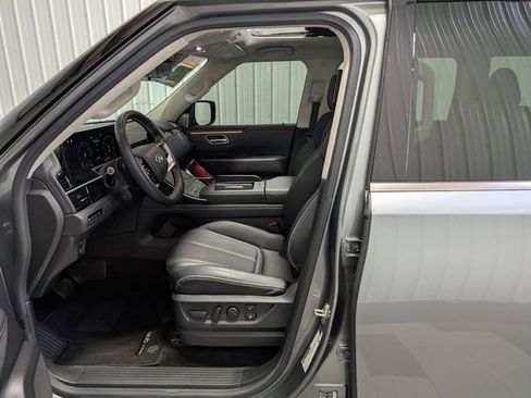 Used 2025 INFINITI QX80 Sensory AWD/4WD image 18