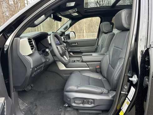 New 2026 Toyota Tundra Platinum image 30