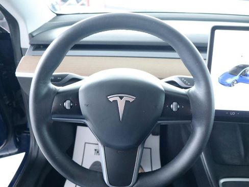 Used 2021 Tesla Model 3 Standard Range Plus RWD image 19