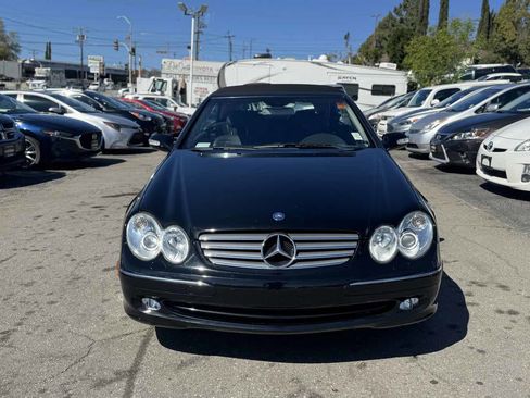Used 2005 Mercedes-Benz CLK 320 Cabriolet image 3