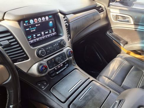 Used 2018 GMC Yukon Denali w/ Open Road Package AWD/4WD image 5