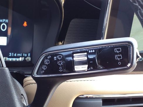 New 2023 Lincoln Corsair Reserve w/ Equipment Group 202A image 46