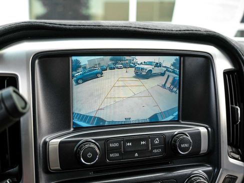 Used 2019 GMC Sierra 2500 SLT w/ Duramax Plus Package AWD/4WD image 19