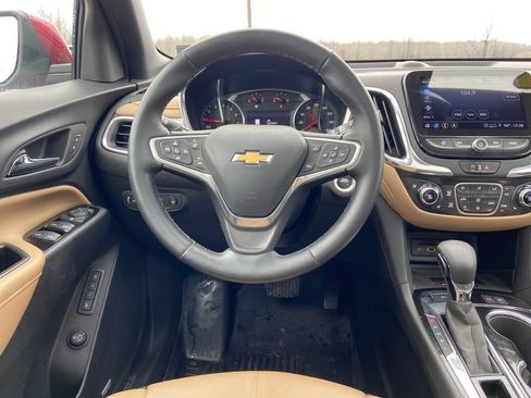 Used 2023 Chevrolet Equinox Premier image 21