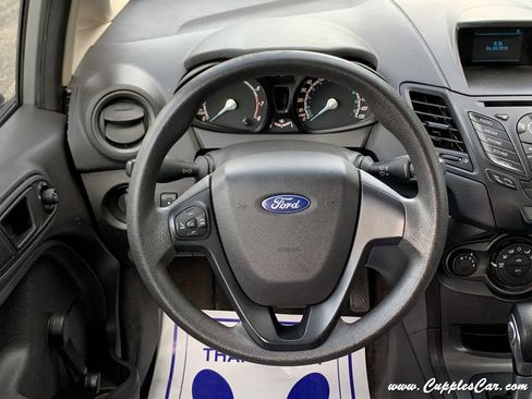 Used 2016 Ford Fiesta S FWD image 19