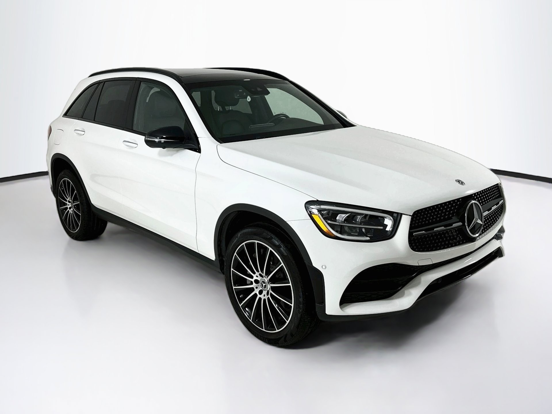 Used 2022 Mercedes-Benz GLC 300 image 1