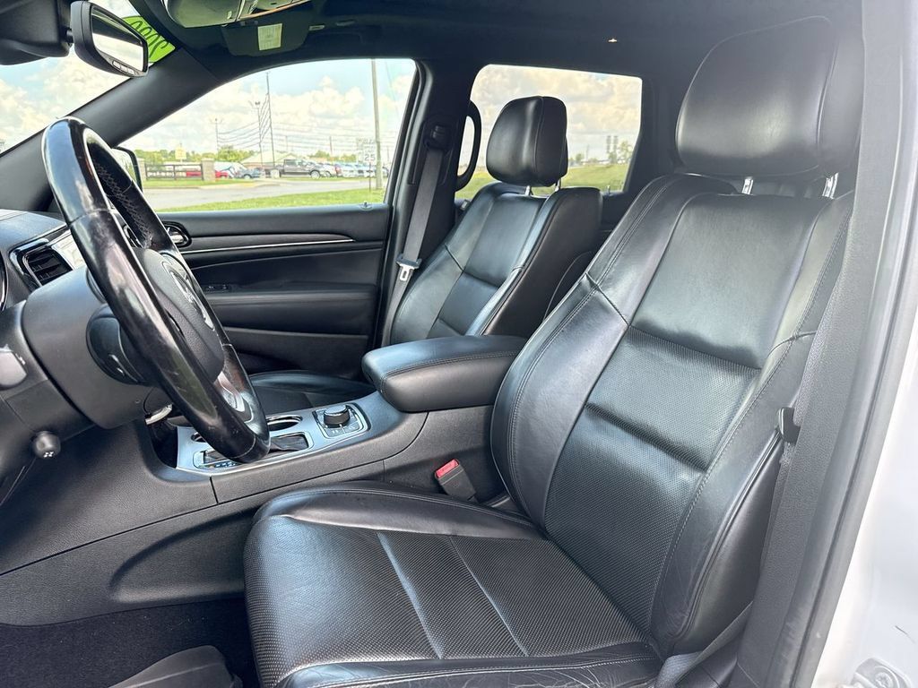 Used 2020 Jeep Grand Cherokee High Altitude AWD/4WD image 14