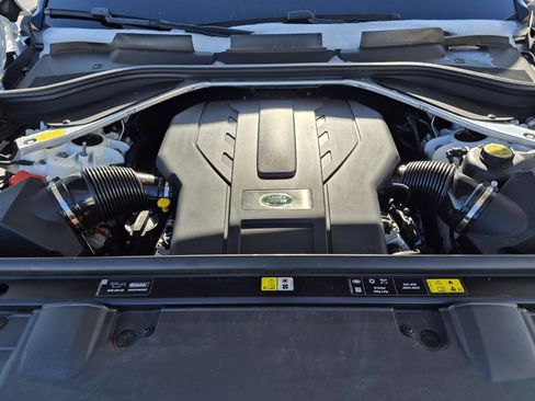 Used 2023 Land Rover Range Rover SV image 9