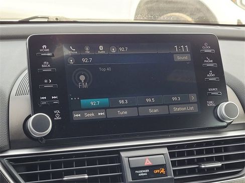 Used 2018 Honda Accord Sport image 21