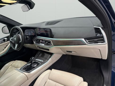 Used 2019 BMW X5 xDrive40i w/ M Sport Package image 51