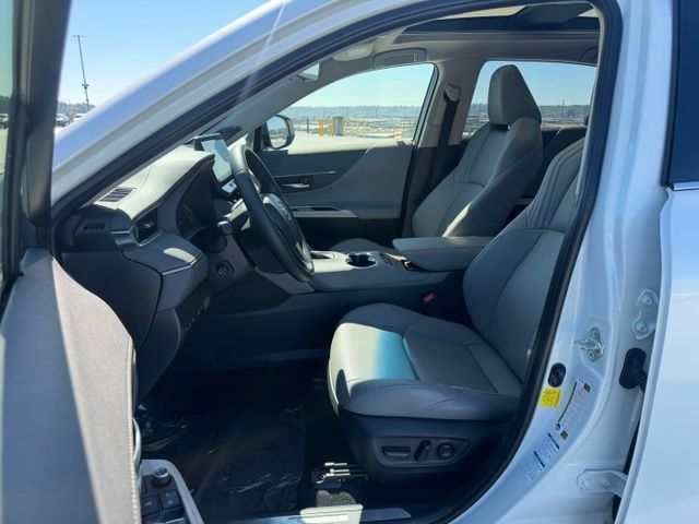 Certified 2022 Toyota Venza Limited w/ Advanced Technology Package AWD/4WD image 14