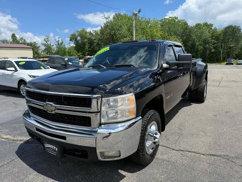 Used 2010 Chevrolet Silverado 3500 LTZ w/ LTZ Plus Package AWD/4WD image 2