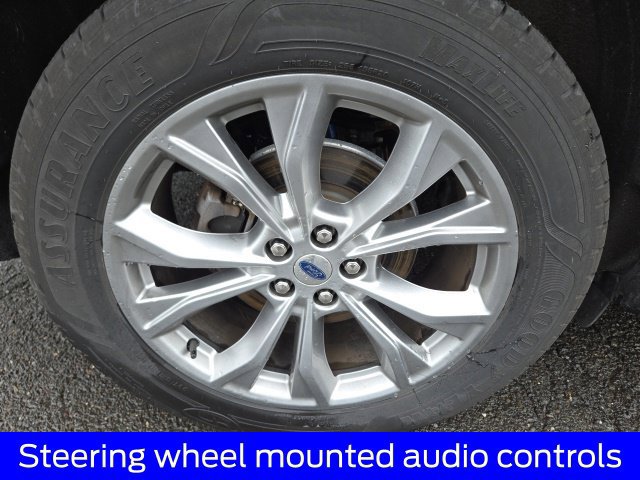 Used 2020 Ford Explorer XLT w/ Equipment Group 202A AWD/4WD image 12