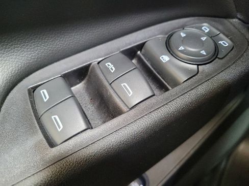Used 2019 Chevrolet Equinox LT FWD image 27