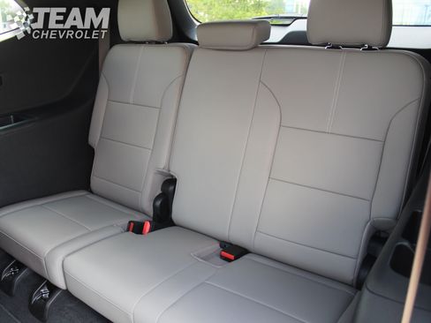 Certified 2024 GMC Acadia Elevation FWD image 22