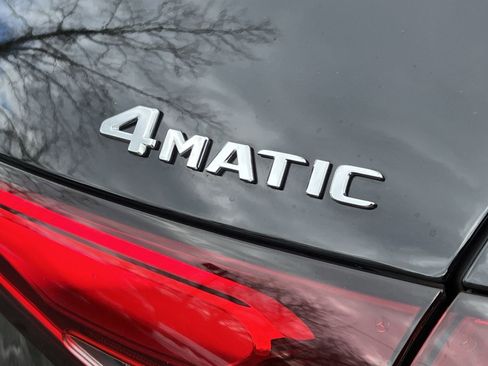 Certified 2024 Mercedes-Benz GLC 300 4MATIC image 28