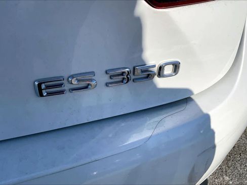 Used 2013 Lexus ES 350 w/ Luxury Pkg image 10