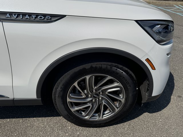 Used 2023 Lincoln Aviator AWD w/ Elements Package image 9