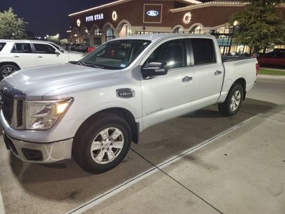 Used 2017 Nissan Titan SV