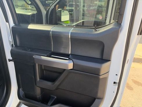 Used 2018 Ford F150 XLT w/ Equipment Group 302A Luxury AWD/4WD image 8