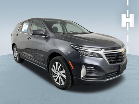 Used 2022 Chevrolet Equinox LT AWD/4WD image 1