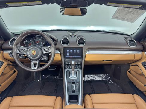 Used 2021 Porsche 718 Boxster GTS RWD image 12