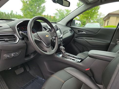 Used 2022 Chevrolet Equinox Premier w/ Redline Edition FWD image 16
