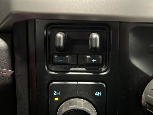 Used 2023 Ford F350 XLT w/ 360-Degree Camera Package image 23