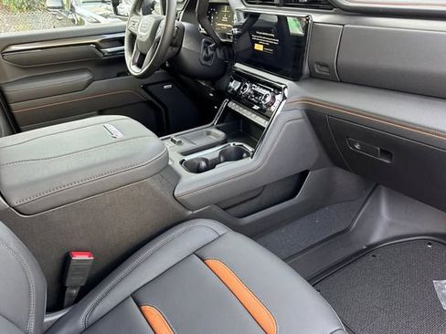 New 2026 GMC Sierra 2500 AT4 w/ AT4 Premium Plus Package image 15