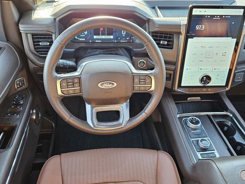 Used 2022 Ford Expedition Max King Ranch image 7