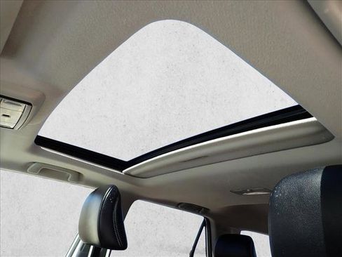 Used 2018 Toyota 4Runner Limited AWD/4WD image 13