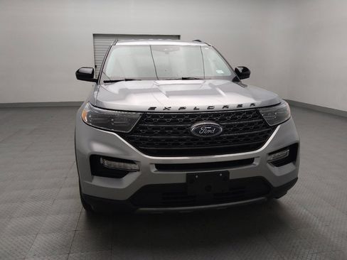 Used 2022 Ford Explorer XLT w/ Equipment Group 202A image 14