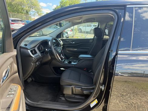 Used 2022 GMC Acadia SLE FWD image 24
