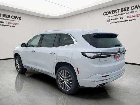 New 2026 Buick Enclave Avenir w/ Super Cruise Package image 7