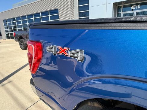 Certified 2022 Ford F150 XLT w/ Equipment Group 302A High image 18