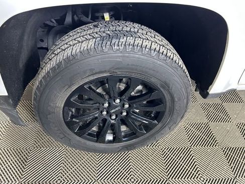 Used 2022 GMC Canyon Elevation Standard image 11