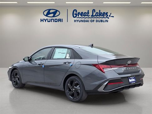 New 2026 Hyundai Elantra Sport image 3