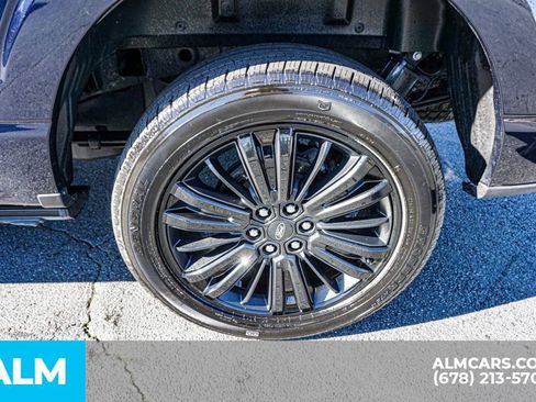 Used 2024 Ford F150 Platinum image 17