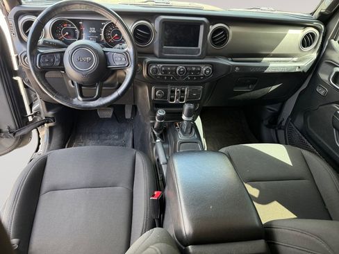 Used 2020 Jeep Wrangler Unlimited Sport AWD/4WD image 10