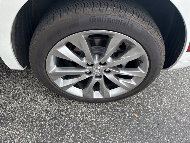 Used 2023 Buick Envision Avenir AWD/4WD image 10