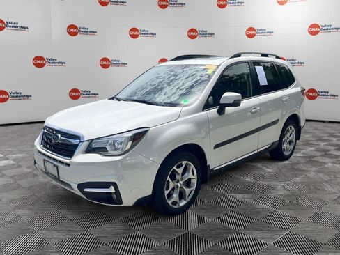 Used 2018 Subaru Forester 2.5i Touring AWD/4WD image 9