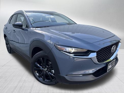 Used 2025 MAZDA CX-30 AWD 2.5 S w/ Preferred Package image 3