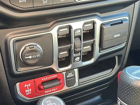 Used 2023 Jeep Gladiator Mojave w/ LED Lighting Group image 34